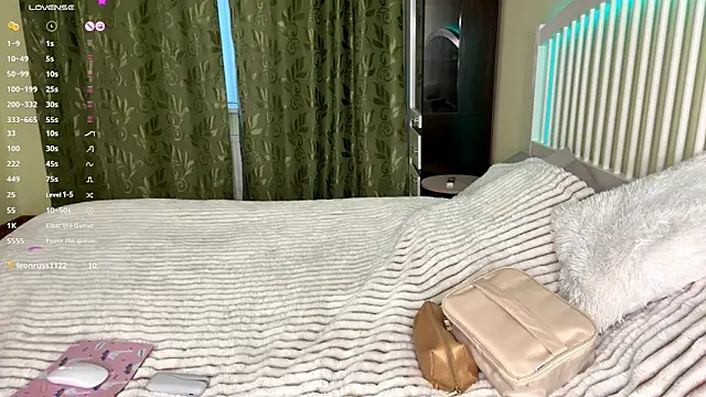 MiaBlanko Live XXX-chat