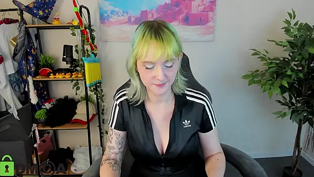 Roziett_Belle Adlı Modelin Canlı XXX Sohbeti