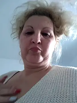 Divineblond Obrolan Langsung XXX