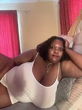 Michyboldy Chat XXX in diretta