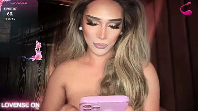 Lo_la_69 Adlı Modelin Canlı XXX Sohbeti