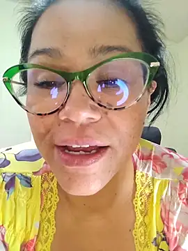 دردشة naughty_doll_horny الجنسية المباشرة