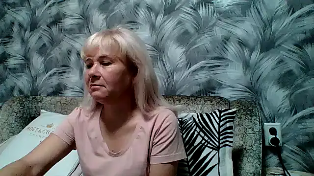 sakura_blonde: онлайн-секс-чат