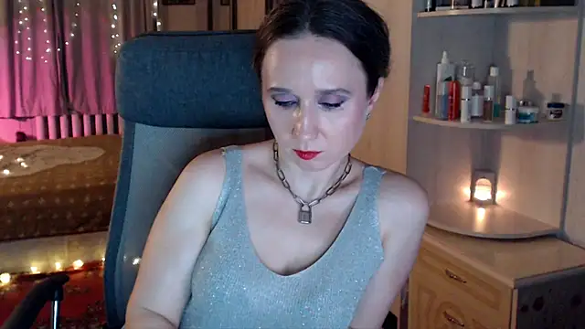 ClassyInna Live XXX-Chat