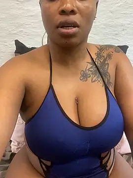 NaughtyNancy01 লাইভ XXX চ্যাট