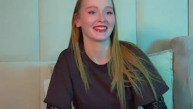 دردشة AgataFoxley الجنسية المباشرة