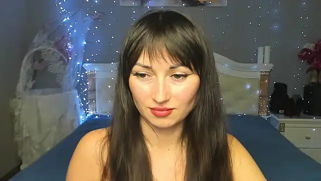 دردشة RosiAlina الجنسية المباشرة