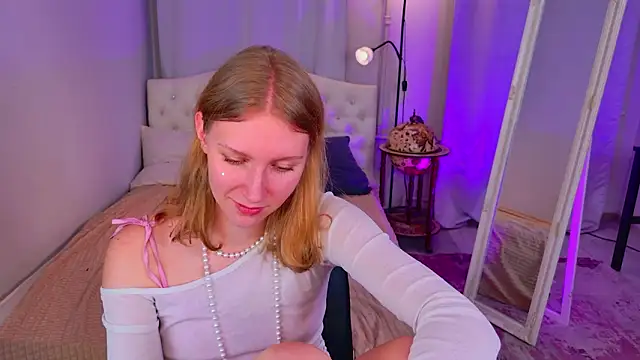 AsyaLumi: απευθείας συνομιλία ΧΧΧ