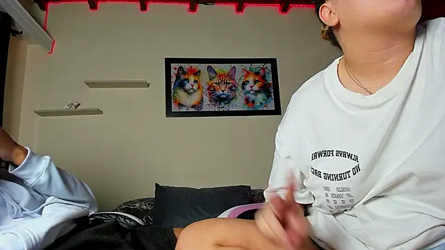 Chatroom XXX en direct de meredit_cris23