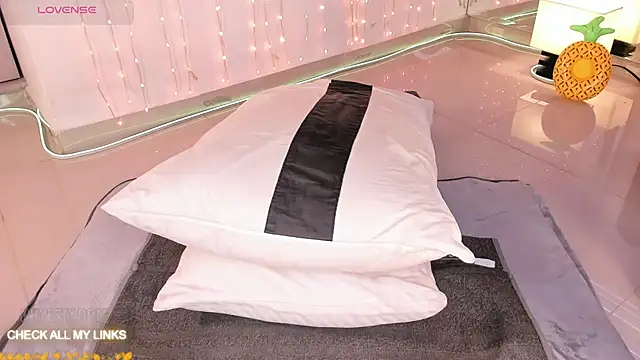 ohyesly_ Live XXX-Chat