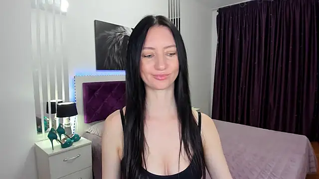 NikaHoney élő XXX-chatje