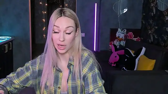 BlckmirrorrのライブXXXチャット