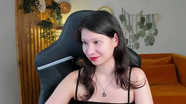 Chatroom XXX en direct de SaraDenars