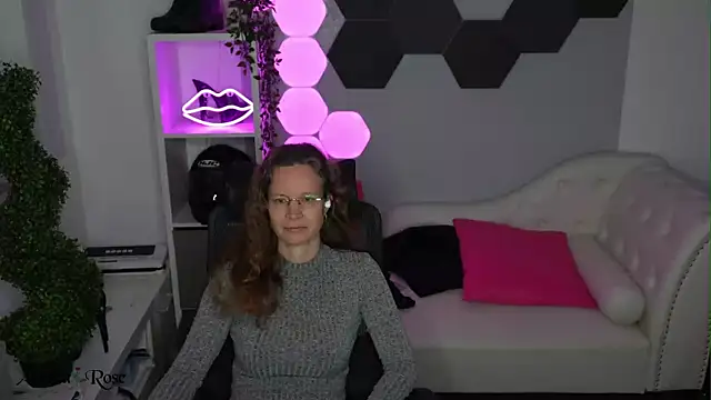 AnnikaRose 라이브 XXX 채팅