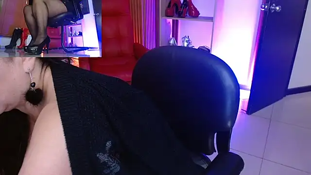 Chat XXX en directo de paola_xm