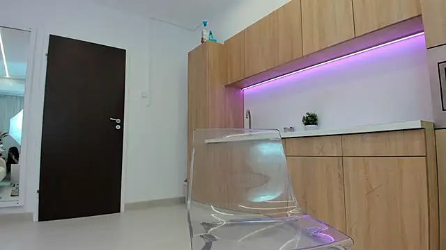 Britney_Charm_ Live XXX-Chat