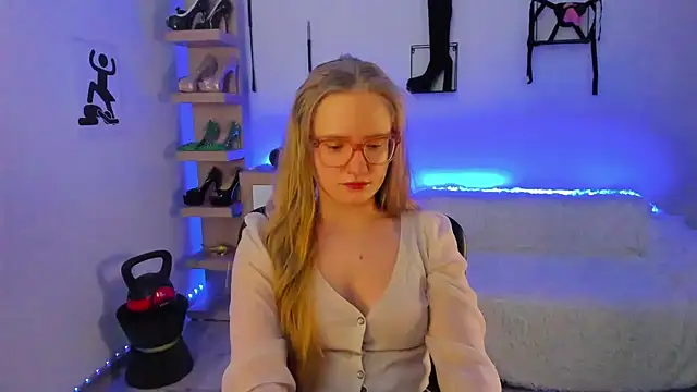 Chatroom XXX en direct de NancyHottie