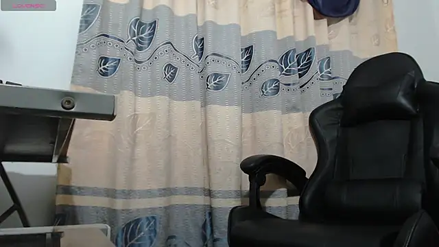 sweet_cutetras22: онлайн-секс-чат