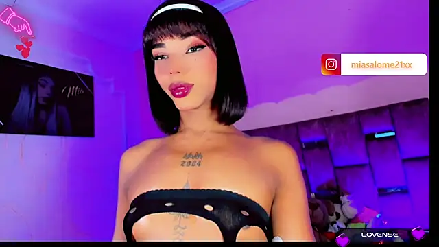 Chat XXX en directo de Mia_Castro_xx