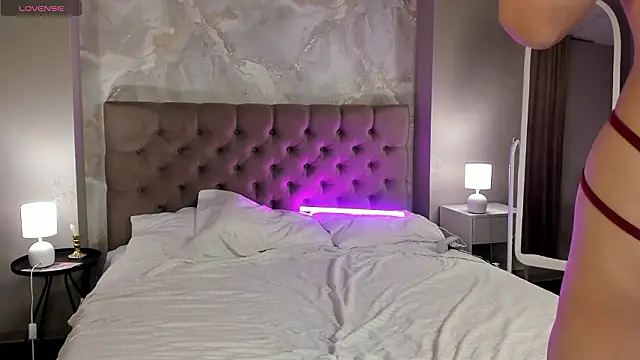 Kati_Li Live XXX Chat