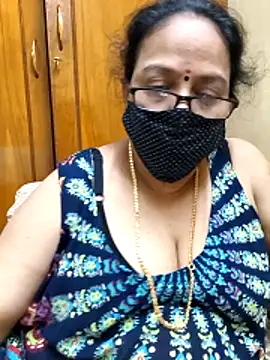 jyosthna 现场XXX聊天