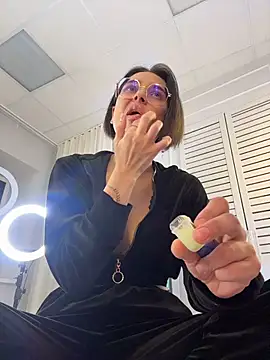 VioletAsh Live XXX-chat