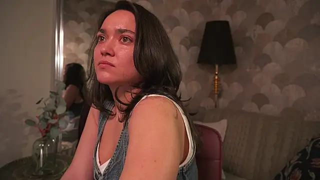 دردشة Shadow_Lotus الجنسية المباشرة