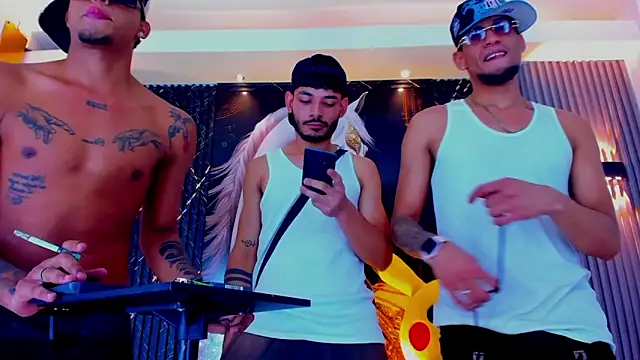 The_Gods_In_Diamonds 라이브 XXX 채팅