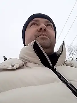 Luceriusbigass – Naživo XXX chat