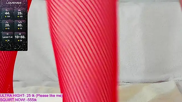 kitty69grey Adlı Modelin Canlı XXX Sohbeti