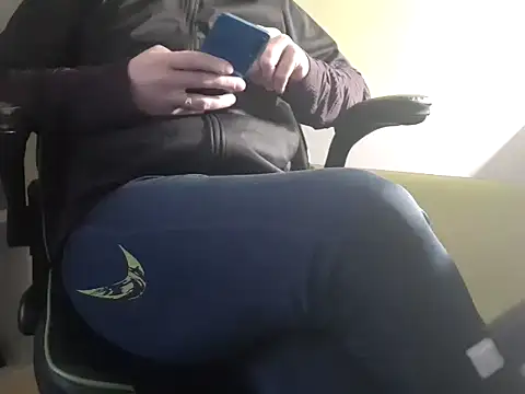 feathersifyのライブXXXチャット