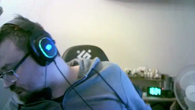 SirAbuser – Naživo XXX chat