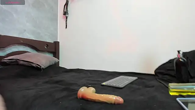 adellelennoxx Chat XXX in diretta