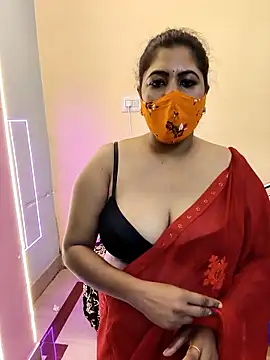 Poly_bhabi Adlı Modelin Canlı XXX Sohbeti