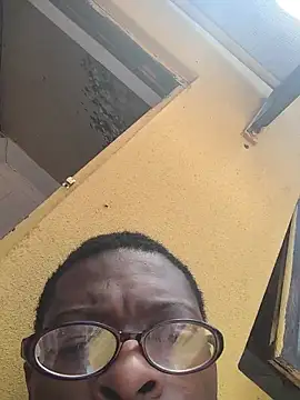 XXX chat uživo modela kayballz