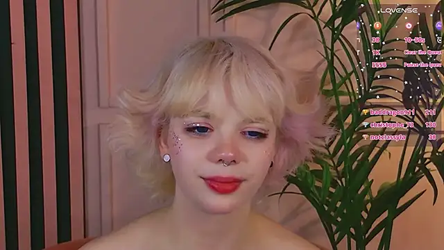 Waifu_Ketrin লাইভ XXX চ্যাট