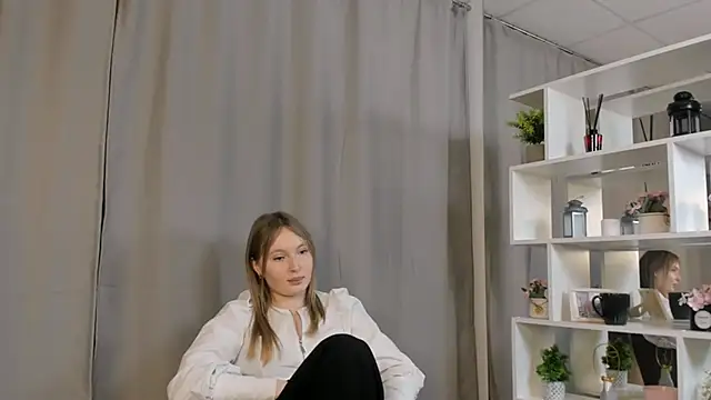 Chatroom XXX en direct de FlorineWarschaw