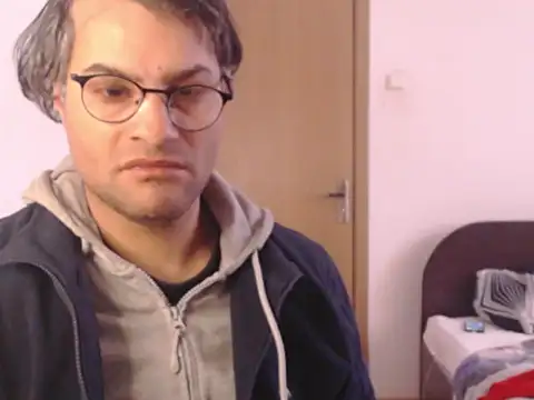 wildpussycat23 即時 XXX 聊天