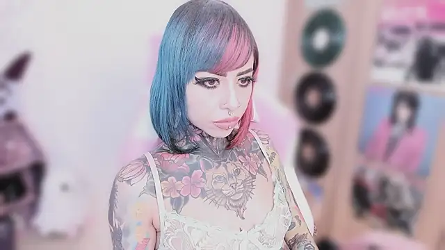 NikkiRamone 라이브 XXX 채팅