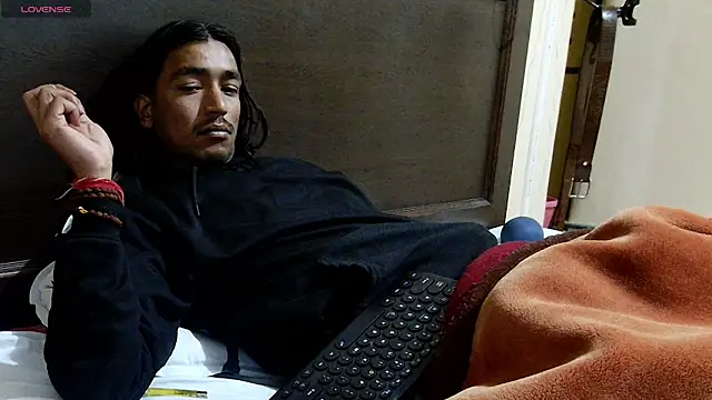 Gre3k_god Adlı Modelin Canlı XXX Sohbeti