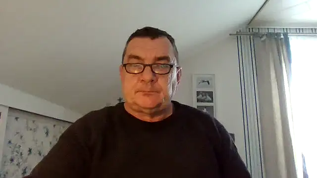 دردشة Nobbie444 الجنسية المباشرة