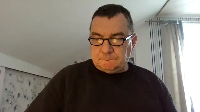 دردشة Nobbie444 الجنسية المباشرة