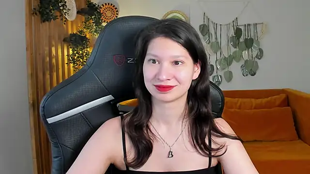 Chatroom XXX en direct de SaraDenars