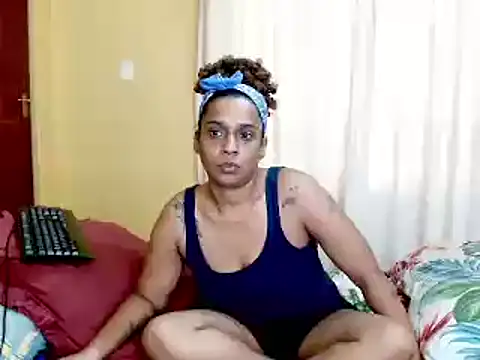 Chat +18 de MiZzCreator ao vivo