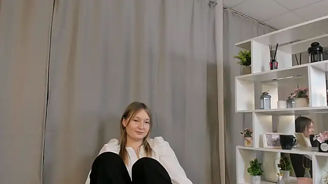 FlorineWarschaw Chat XXX live