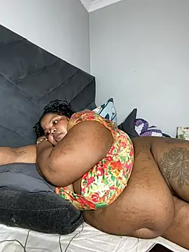 Chatroom XXX en direct de MissLola27