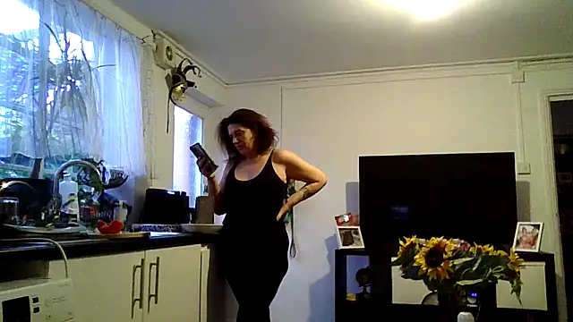 Chatroom XXX en direct de RubyyRosee