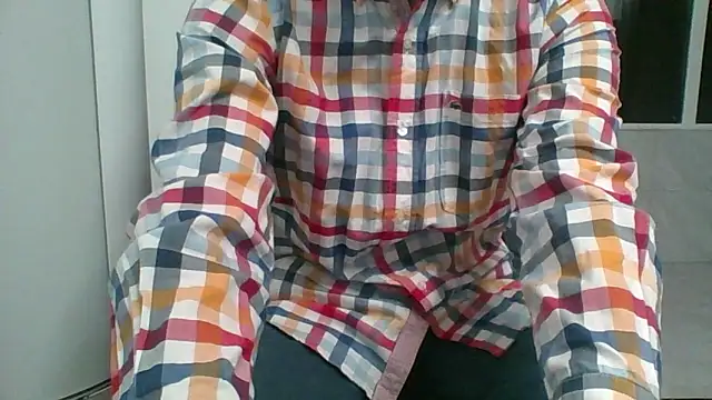 nole_china7: διαδικτυακό σόου στην κάμερα