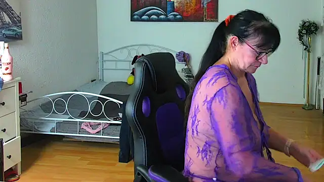 Chat +18 de Sylly ao vivo