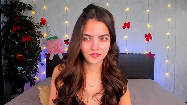 Milana_Crystal_のライブXXXチャット